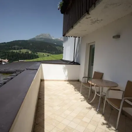 Ciasa Alpina Relax Hotel Moena Exterior photo
